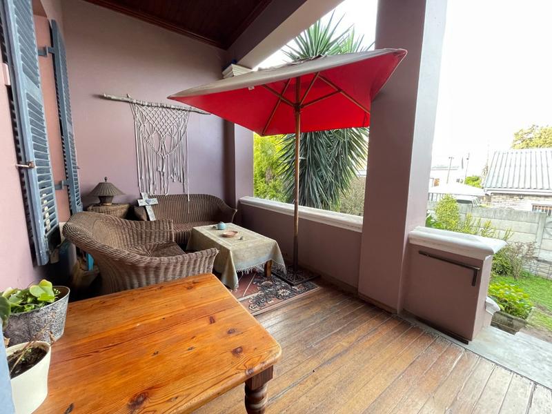 4 Bedroom Property for Sale in Bergzicht Western Cape
